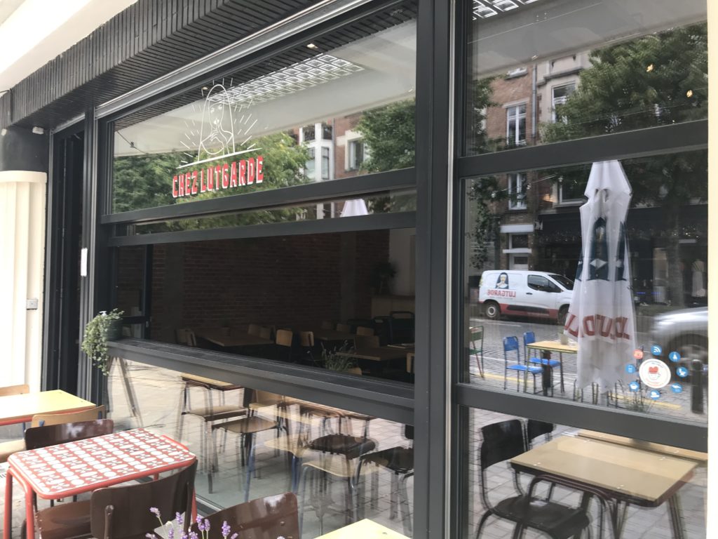 Chez Lutgarde_open vitrine